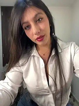 MiaJones21 online show from 27, 7, 2026