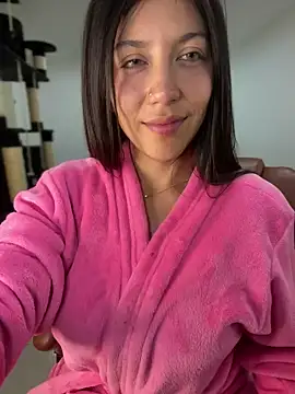 MiaJones21 online show from 20, 2, 2025