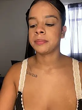 trianawhite online show from 4, 10, 2025