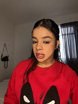 trianawhite online show from 14, 10, 2025