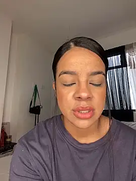 trianawhite online show from 20, 12, 2025