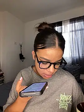 trianawhite online show from 11, 12, 2024