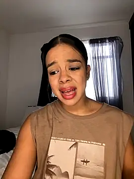 trianawhite online show from 23, 9, 2025