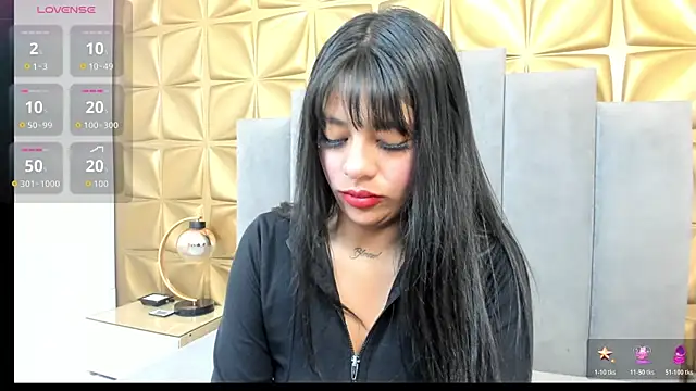 Snapshot of melani_dream chatting on 3, 8, 2026 melani dream online show from 3, 8, 2026