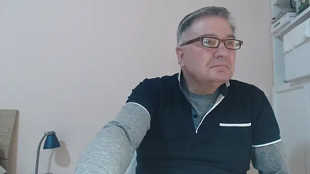 YOU6me online show from 21, 2, 2025