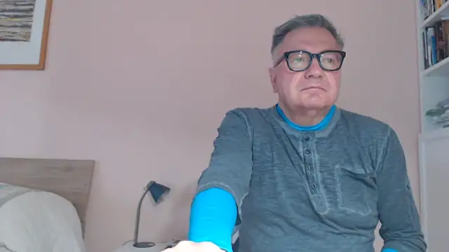 YOU6me online show from 15, 4, 2026