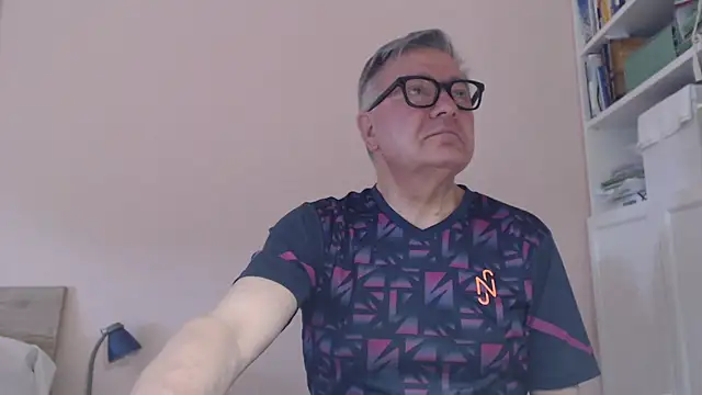 Snapshot of YOU6me chatting on 16, 6, 2026 YOU6me online show from 16, 6, 2026