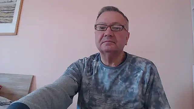 YOU6me online show from 8, 10, 2025