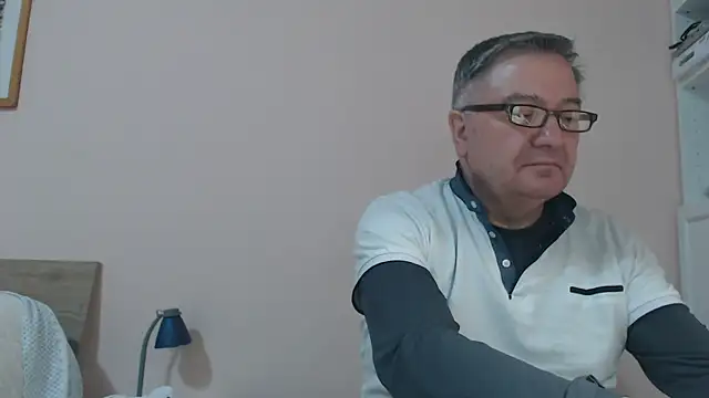 YOU6me online show from 17, 2, 2025