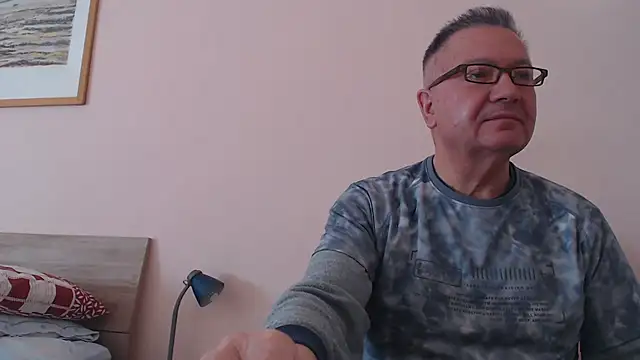 YOU6me online show from 9, 10, 2025