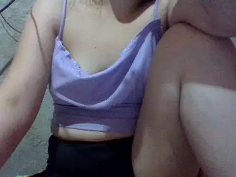 Snapshot of Beatrice143 chatting on 8, 3, 2025 Beatrice143 online show from 8, 3, 2025