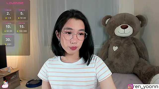 Snapshot of Ren_yoon chatting on 3, 7, 2026 Ren yoon online show from 3, 7, 2026