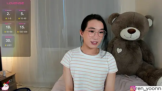Snapshot of Ren_yoon chatting on 5, 7, 2026 Ren yoon online show from 5, 7, 2026