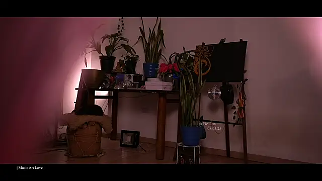 Snapshot of Be_lov chatting on 9, 3, 2025 Be lov online show from 9, 3, 2025