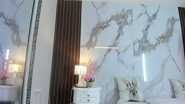 Snapshot of hannahill69 chatting on 14, 11, 2025 hannahill69 online show from 14, 11, 2025