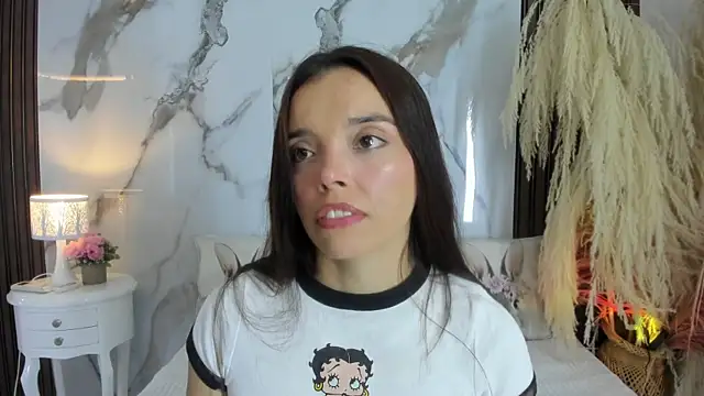 Snapshot of hannahill69 chatting on 1, 12, 2025 hannahill69 online show from 1, 12, 2025