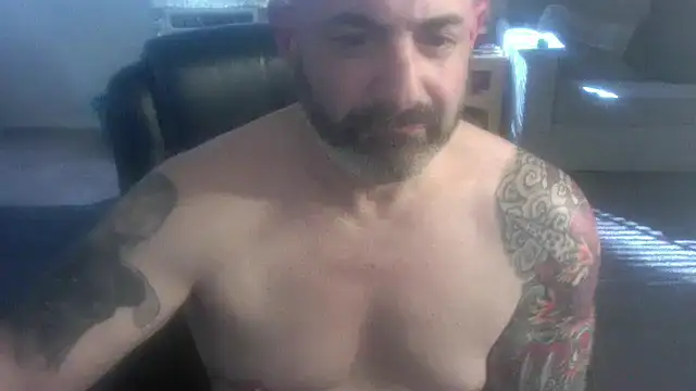 Snapshot of palidin1 chatting on 4, 2, 2026 palidin1 online show from 4, 2, 2026