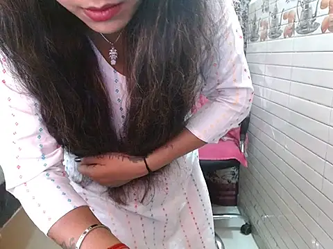 LovingPihu online show from 30, 3, 2026