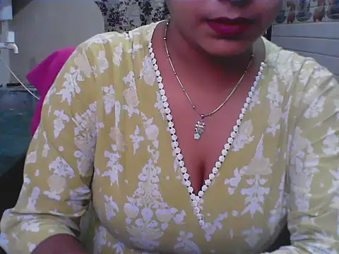 LovingPihu online show from 5, 6, 2026