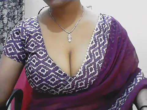 LovingPihu online show from 10, 5, 2026
