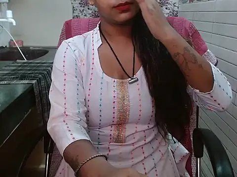 LovingPihu online show from 21, 9, 2025