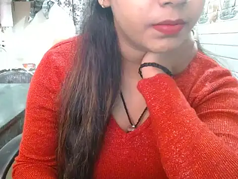 LovingPihu online show from 3, 12, 2025