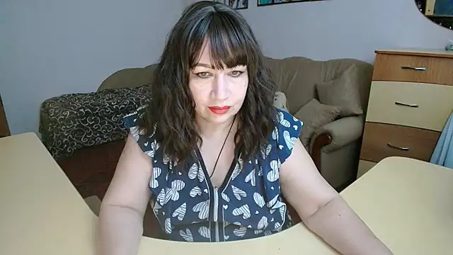 Lucretia Goldi  online show from 2, 12, 2025