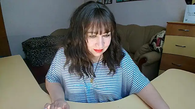 Lucretia Goldi  online show from 20, 2, 2026