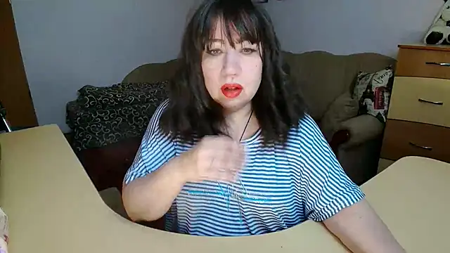 Lucretia Goldi  online show from 28, 2, 2026