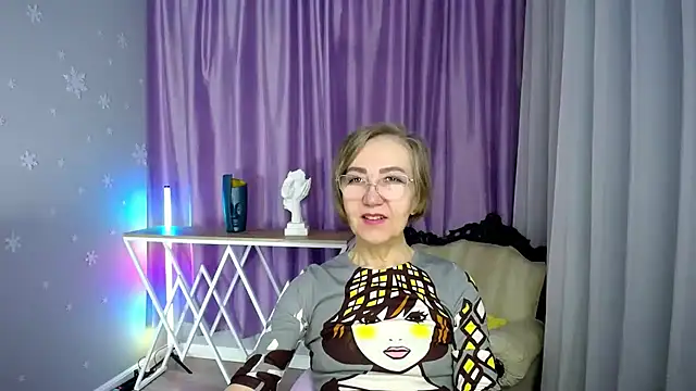 queen a n i online show from 30, 10, 2025