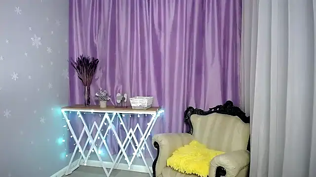 queen a n i online show from 18, 7, 2026