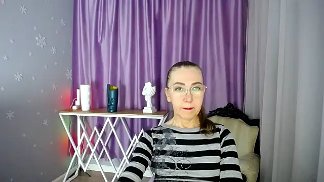 queen a n i online show from 23, 2, 2025