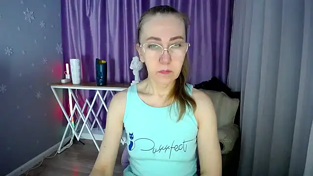 queen a n i online show from 26, 2, 2025