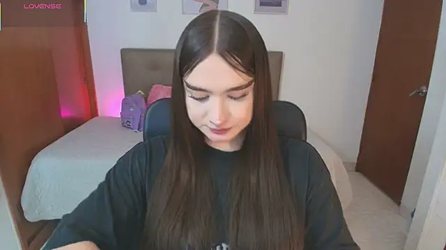 Miley Baker online show from 6, 4, 2026