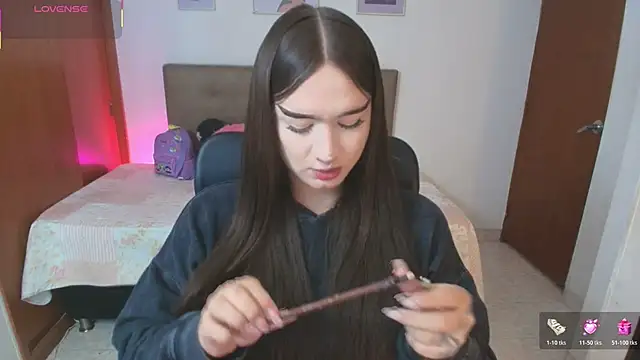 Miley Baker online show from 31, 3, 2026