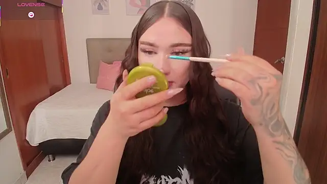 Miley Baker online show from 8, 1, 2026