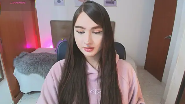 Miley Baker online show from 15, 4, 2026