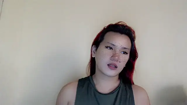 Snapshot of beatrice_21 chatting on 13, 7, 2026 beatrice 21 online show from 13, 7, 2026