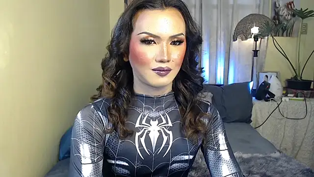 Snapshot of beatrice_21 chatting on 1, 11, 2025 beatrice 21 online show from 1, 11, 2025