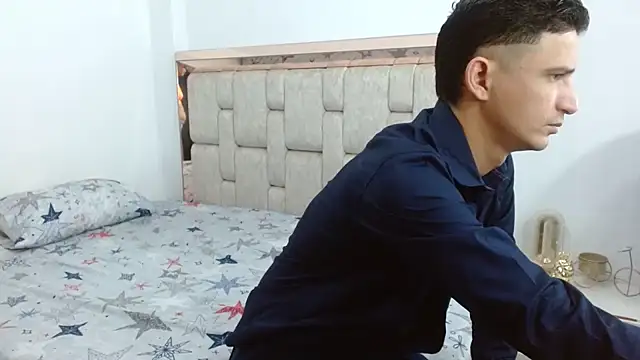 AlexAndCass online show from 7, 1, 2025