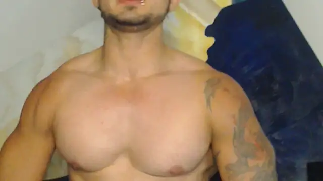 Snapshot of JacobJamess chatting on 8, 11, 2025 JacobJamess online show from 8, 11, 2025