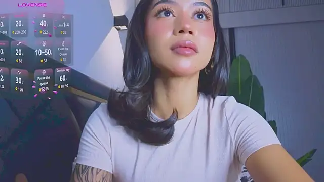 Mia Tin online show from 7, 11, 2025