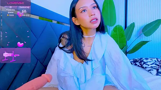 Mia Tin online show from 20, 4, 2026