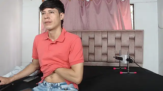 Sexytaty2022 online show from 13, 4, 2026