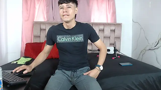 Sexytaty2022 online show from 25, 3, 2026