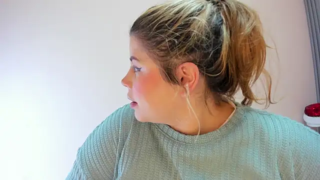 EYMI TOMSOM online show from 20, 12, 2025