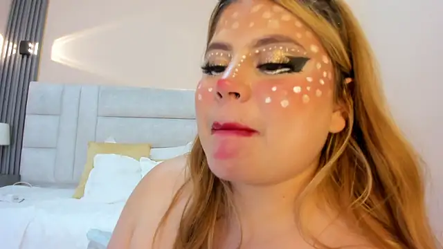 EYMI TOMSOM online show from 24, 11, 2025