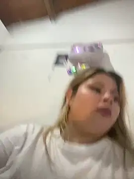 EYMI TOMSOM online show from 1, 5, 2026
