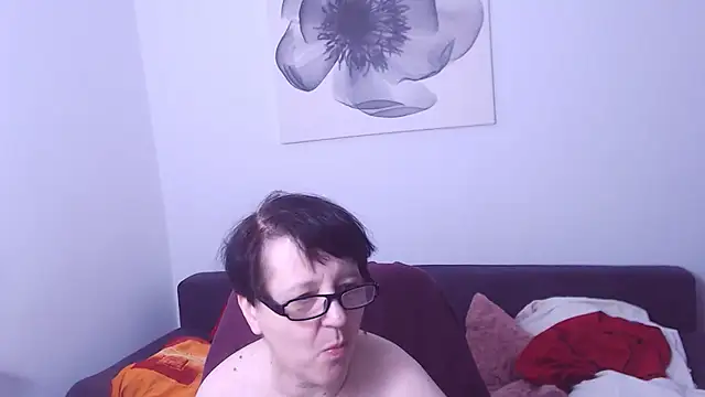 ChristaRose online show from 10, 7, 2026