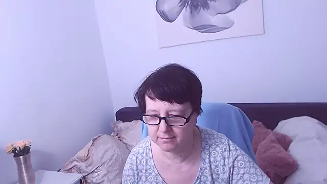 ChristaRose online show from 15, 11, 2025